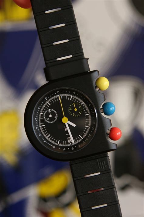 The 14 Best Watches Under $1,000 You Can Buy