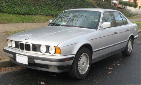 File:BMW 525i E34.jpg - Wikipedia