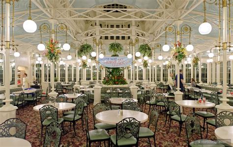 Photo Gallery for The Crystal Palace Breakfast at Magic Kingdom