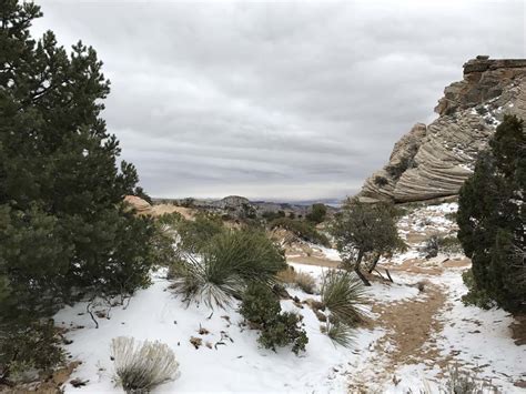 Snow Canyon Overlook Trail - Hike St George