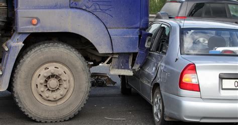 Baltimore Truck Accident Lawyers | What are the Most Common Causes