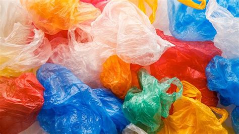 THE PROS AND CONS OF PLASTIC BAG BANS - International Marketing Center