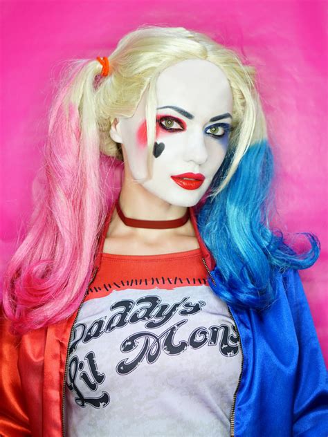 Harley Quinn Makeup Tutorial | Step-by-Step Suicide Squad Makeup