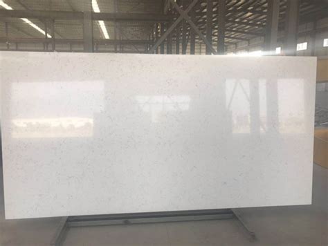 White Carrara Quartz Slab - Quartzxse