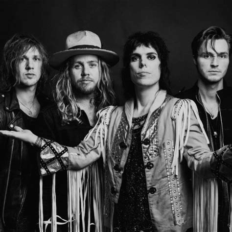 The Struts - 360 MAGAZINE - GREEN | DESIGN | POP | NEWS