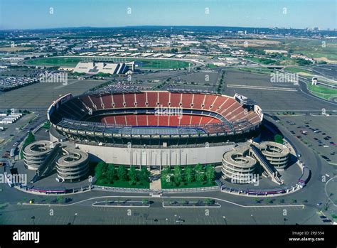 1994 HISTORICAL GIANT’S STADIUM (©KIVITT & MYERS 1976) MEADOWLANDS SPORTS COMPLEX EAST ...