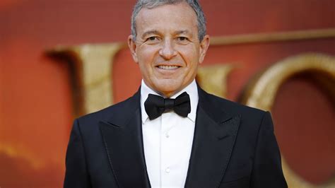 Disney CEO Robert Iger Departs Apple’s Board Amid Companies’ Plans to ...