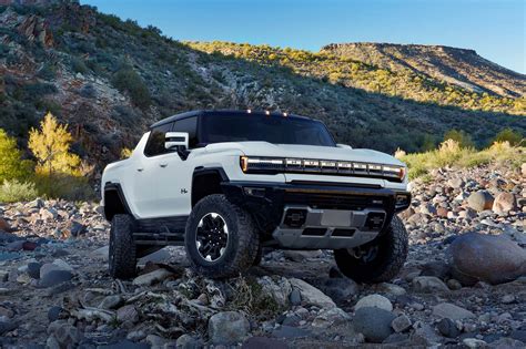 What Is GMC Hummer's CrabWalk? | Capital One Auto Navigator