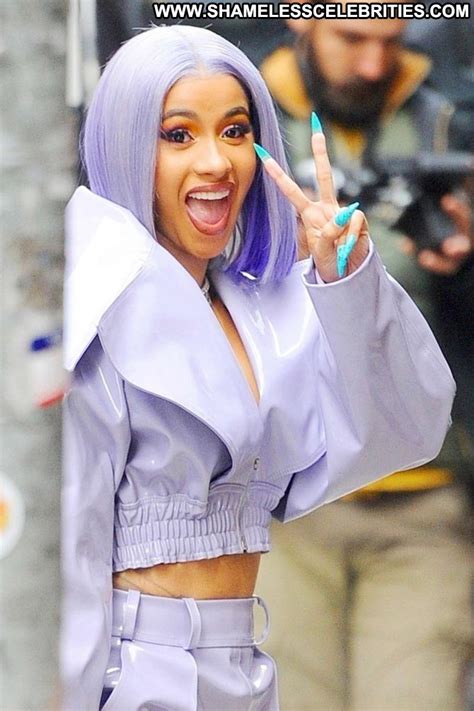 Cardi B No Source Celebrity Beautiful Babe Posing Hot Paparazzi Nyc