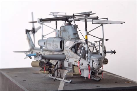 Bell AH-1Z "Viper" - Model Aces