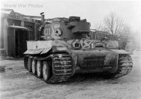 Tiger tank "231" schwere Panzer-Abteilung 503 | World War Photos