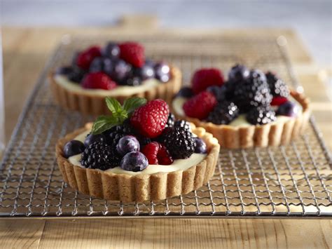 Mixed Berry Tart Recipe | Driscoll's