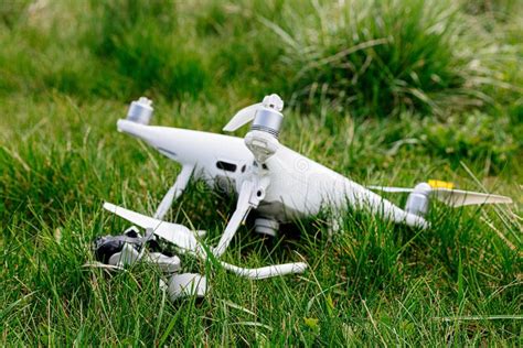 Drone after Crash, Sticky Note with Sad Smile and Piggy Bank on Snow ...