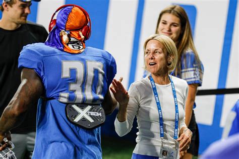 Detroit Lions NFL owner Sheila Hamp approval poll - Sports Illustrated ...