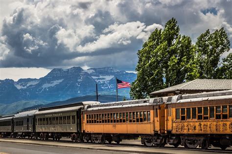 These Are 12 Of The Most Historic Train Rides To Enjoy In America