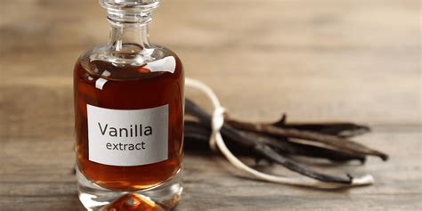 Vanilla Paste vs. Vanilla Extract: What's the Difference?