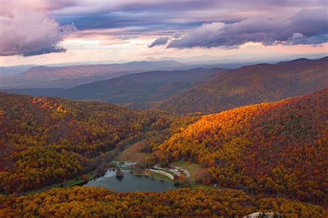 Blue Ridge Mountains, Virginia | Best Places to See Fall Foliage ...