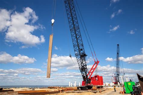 Fleet of Manitowoc Crawler Cranes Creates New Chapter in History | Crane Equipment Guide