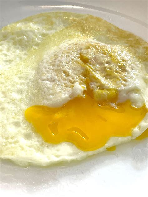 Over Easy Eggs - Perfect Fried Eggs With Runny Yolks