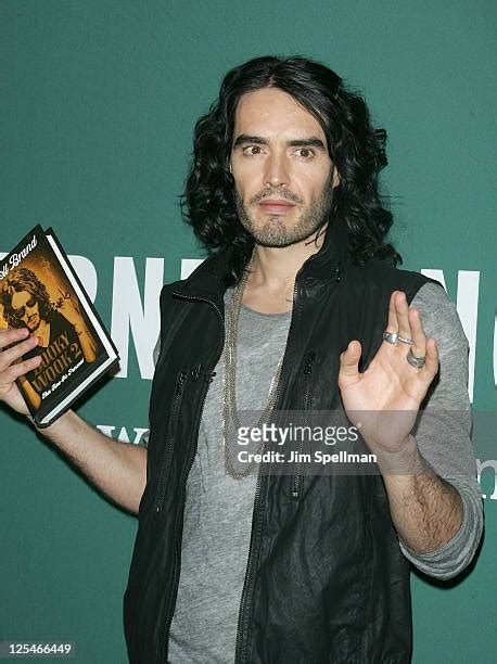 273 Russell Brand Booky Wook Stock Photos, High-Res Pictures, and ...