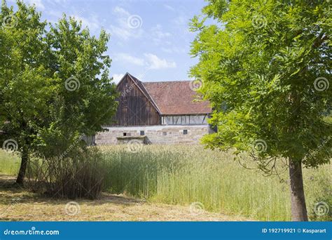 11,425 Old Farmhouse Landscape Photos - Free & Royalty-Free Stock ...