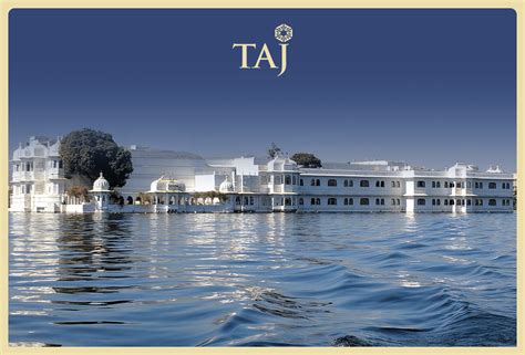 Taj Lake Palace Udaipur | Destination Wedding Venue | Varmalla