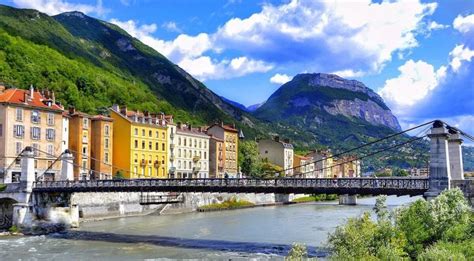 17 Best Things to do in Grenoble, France - France Voyager