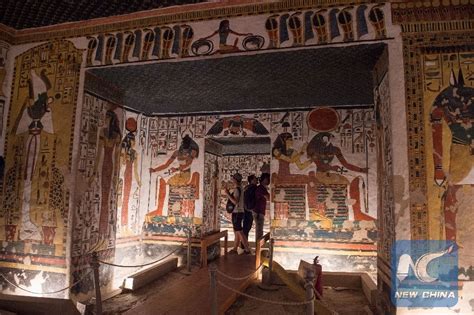 LUXOR, Egypt, April 19 (Xinhua) -- The Egyptian Ministry of Antiquities ...