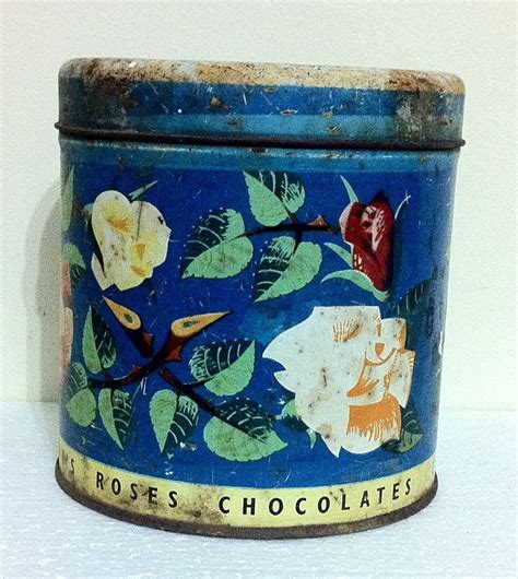 Vintage Cadbury Roses Tin 1lb 1940 s Chocolate Tin Claremont Tasmania | I love old tins ...