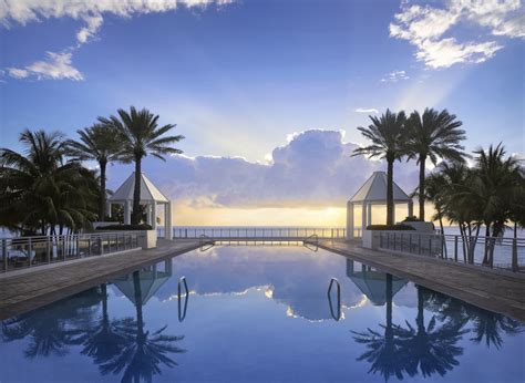 Distinguished & Dynamic: The Diplomat Beach Resort | ICONIC LIFE