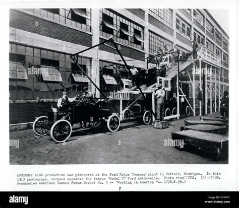 Ford model t assembly line hi-res stock photography and images - Alamy