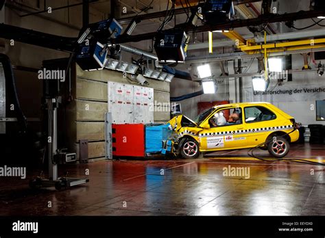 Crash test dummy car hi-res stock photography and images - Alamy