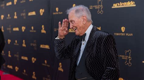 Pat Boone Talks Faith and Family Values on the Movieguide® Red Carpet