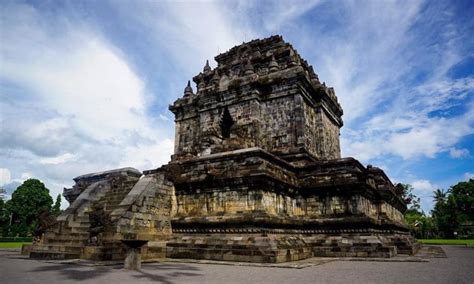 Candi Mendut, Candi Buddha Tertua yang Sarat Nilai Sejarah di Magelang - De Jogja