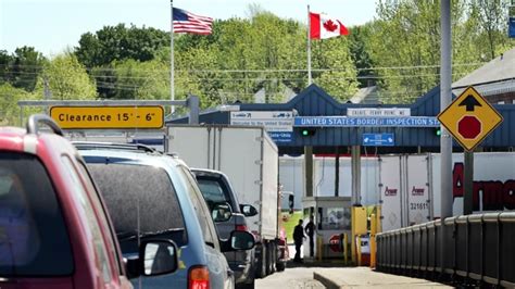 Hours reduced at some Maine-N.B. border crossings | CBC News