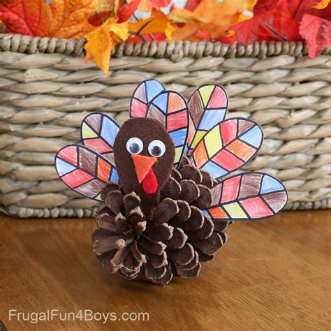 Adorable Pine Cone Turkeys - Frugal Fun For Boys and Girls