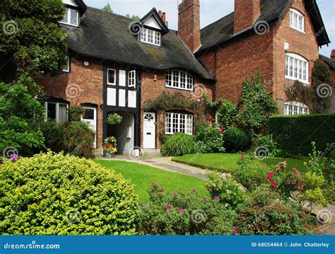 Houses in Bournville Village, Birmingham, UK Stock Photo - Image of bournville, cadbury: 68054464