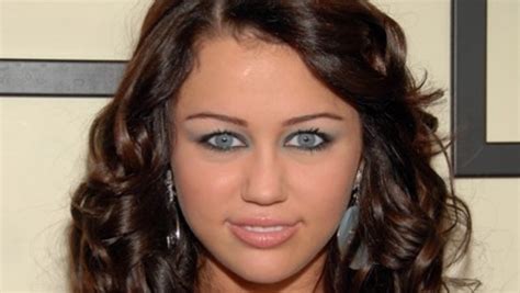 Miley Cyrus' Blue Eyes | Know Your Meme