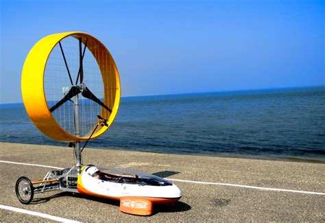 Wind Powered Vehicle Anemo – Inholland Composites