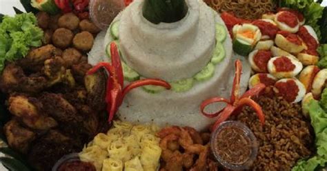 Resep Tumpeng Nasi Putih oleh Marshella Frischilla - Cookpad