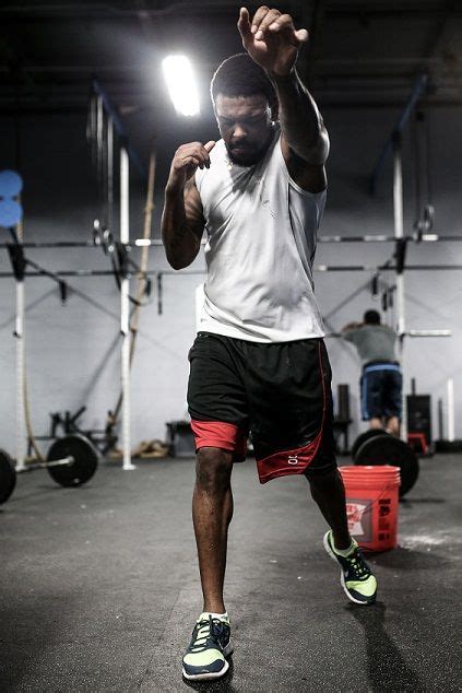 Michael Johnson training in his Jaco mesh shorts. Michael Johnson, Jaco, Mesh, Training, Sporty ...