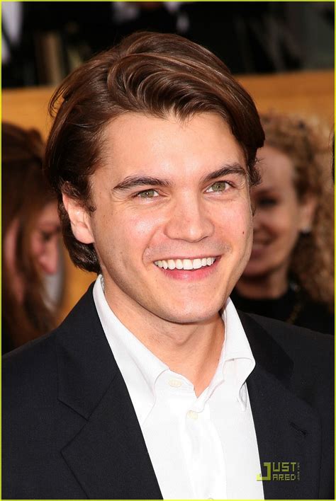 Emile Hirsch & Brianna Domont: SAG Smiley: Photo 1679901 | Brianna Domont, Emile Hirsch, SAG ...