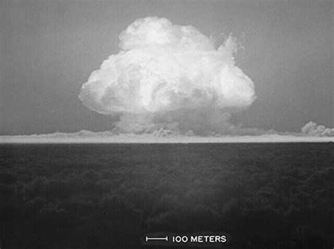 Manhattan Project scientists made atomic bombs dropped on Japan : Short ...