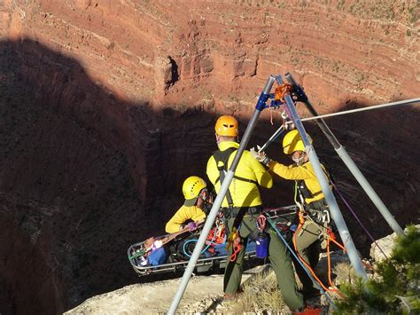 Rescue Rangers: Grand Canyon search and rescue team practices life ...