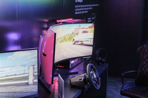 Samsung's new 57" Ultra Wide, wonder how this stacks up against triples? : r/simracing