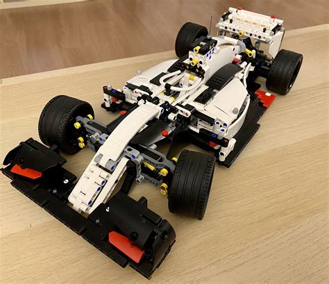 42096 Porsche 911 RSR -> F1 Car MOC : lego