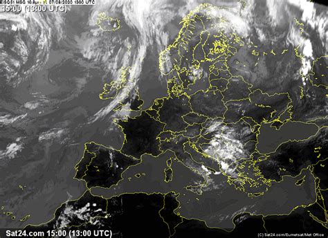 Infrared, Visible and Water Vapour satellite images for Europe