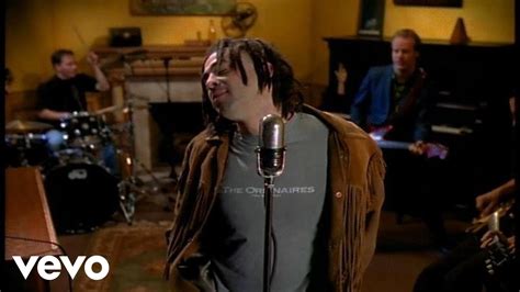 Letra original y traducida de Counting Crows - Mr. Jones