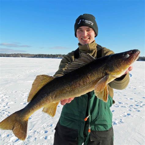 3 Mid-Season Ice Fishing Tips for Walleye | The Fishidy Blog