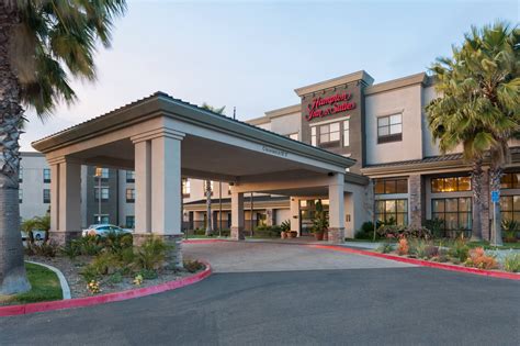 Hampton Inn & Suites San Diego-Poway | Summit Hotel Properties